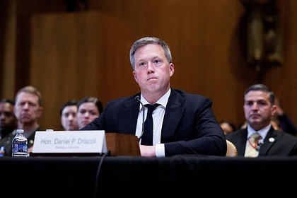 Названы причины отставки министра армии США