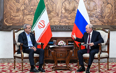 Путин попросил Пезешкиана передать привет Хаменеи