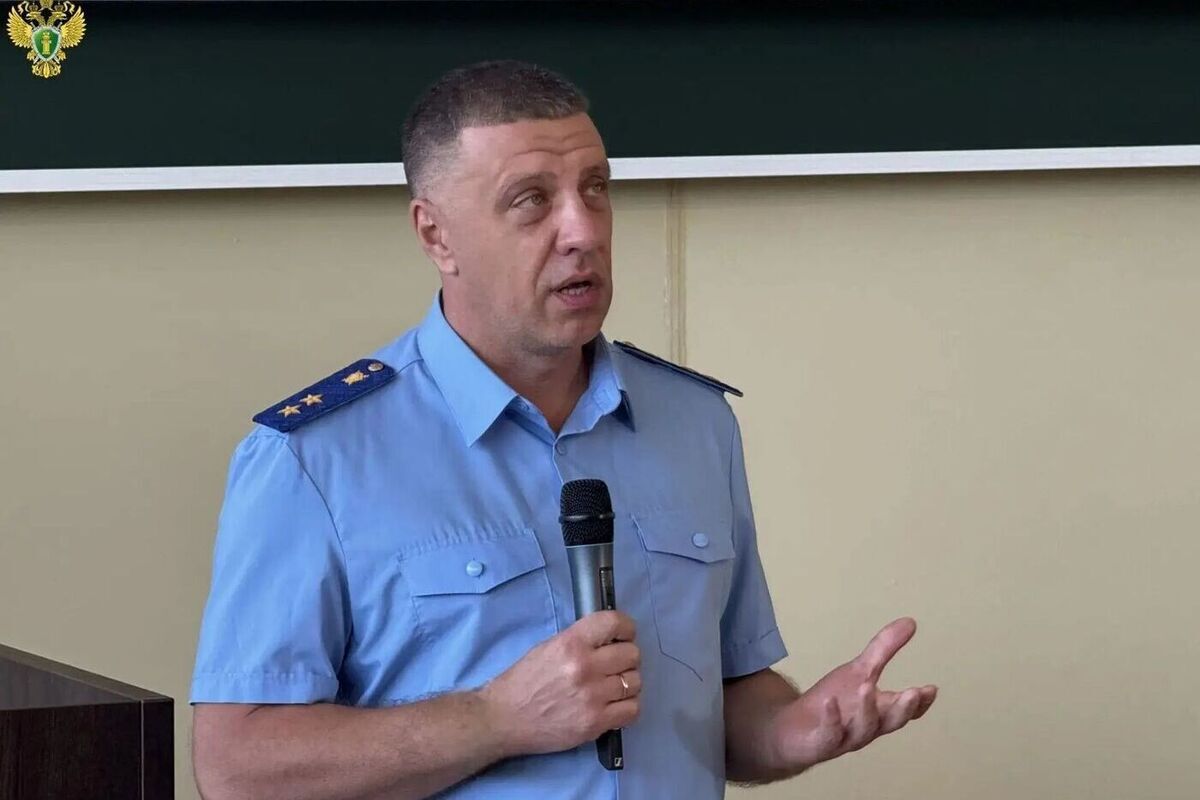 В День знаний Мелитопольский госуниверситет посетил прокурор