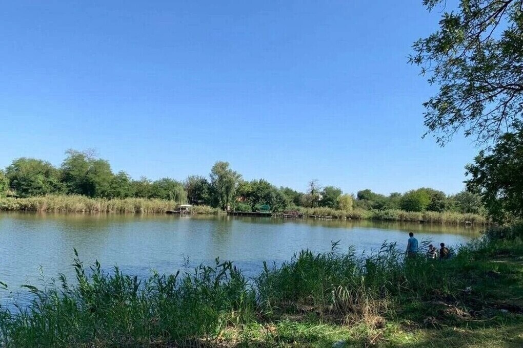 На Кубани выявили незаконные постройки на берегу реки Понура