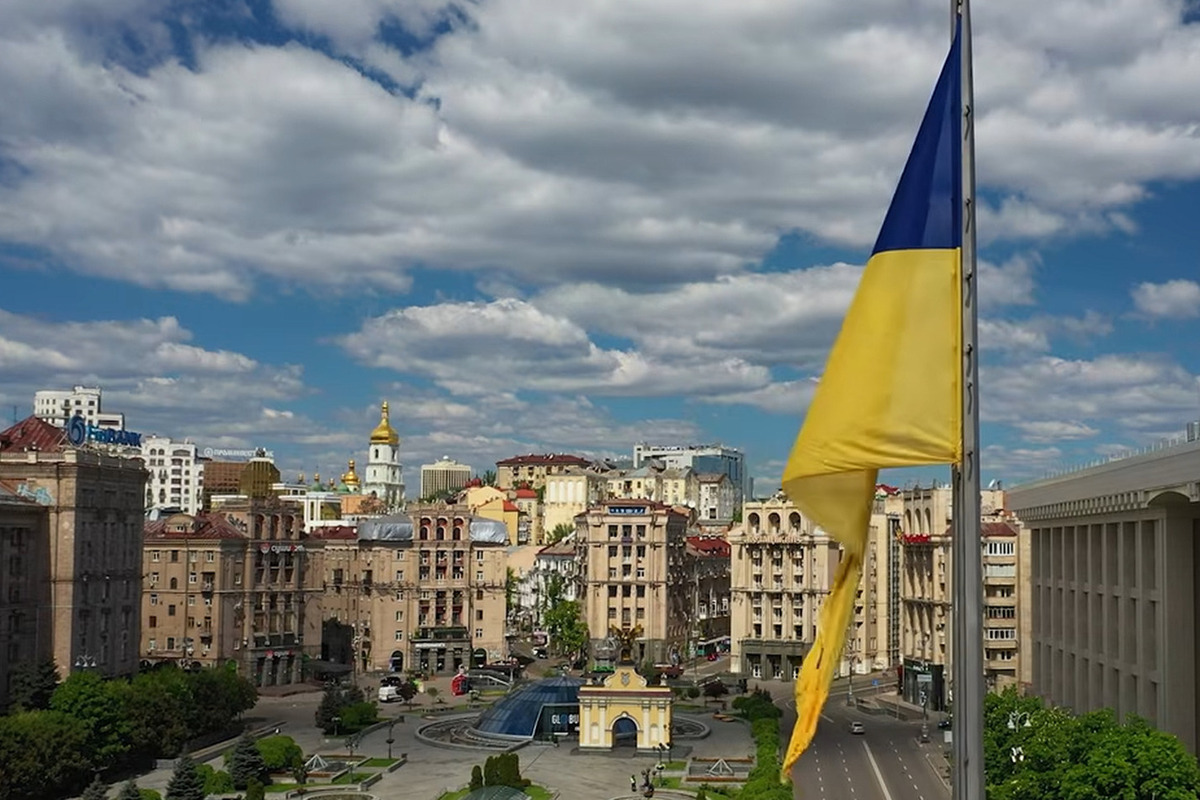 Украинцам посоветовали срочно запастись едой