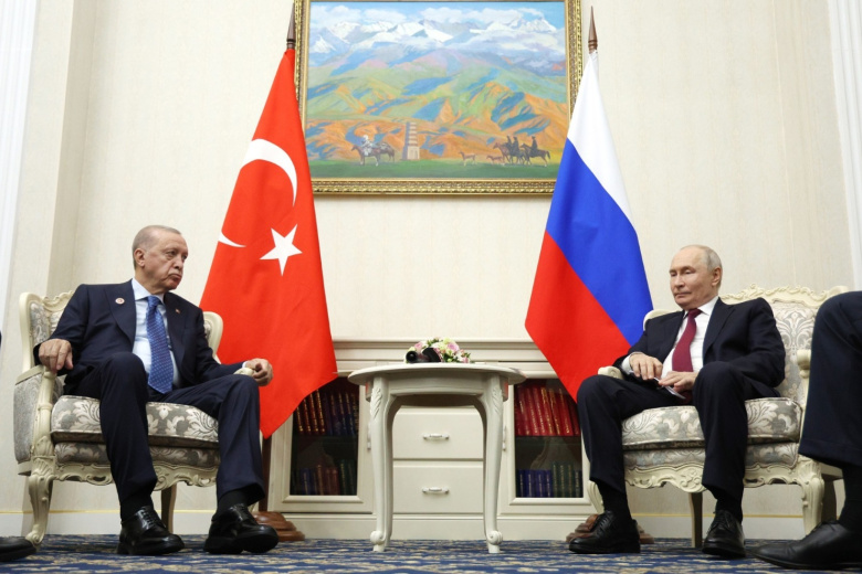 Путину предложили запустить АЭС в Турции