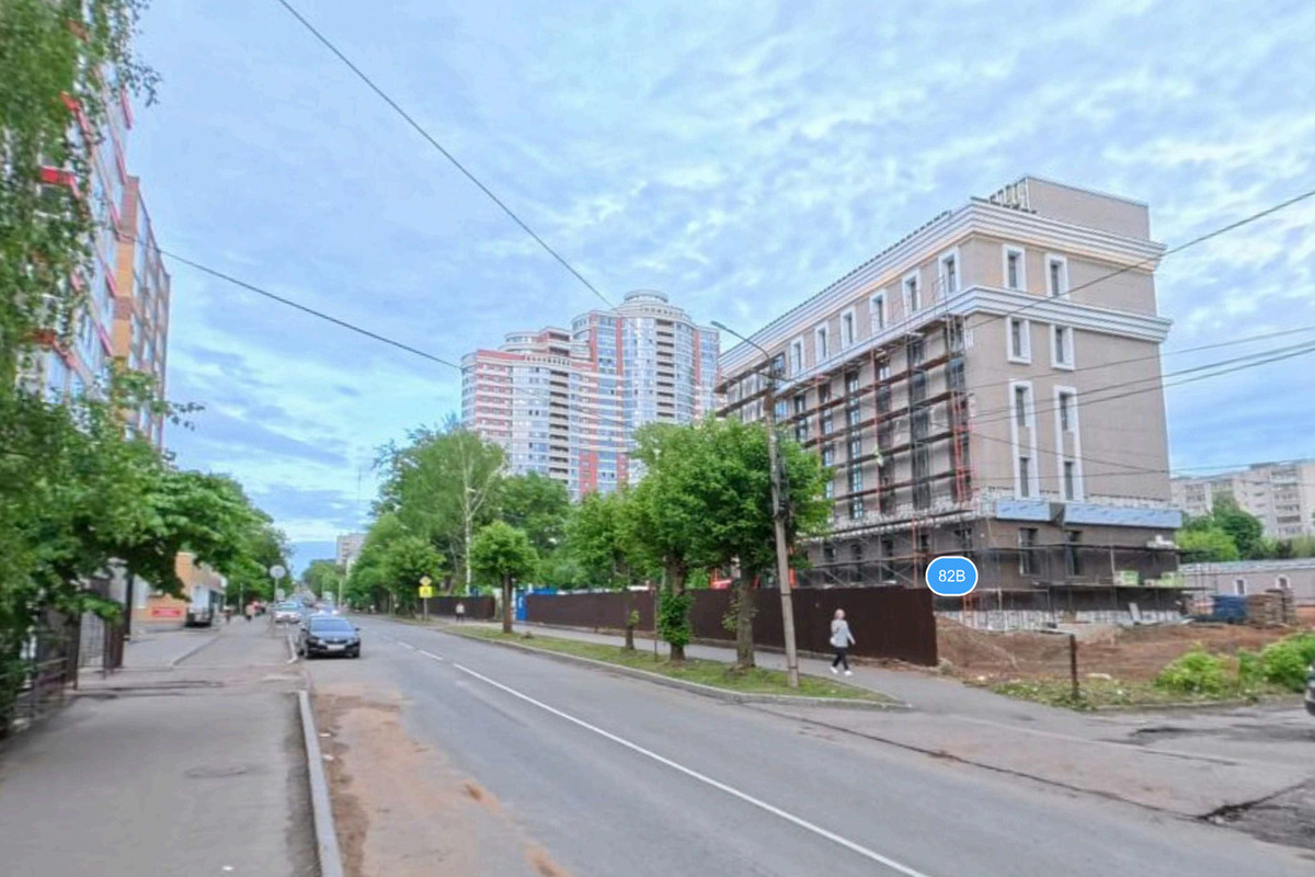 В Кирове на Октябрьском проспекте ограничили движение транспорта