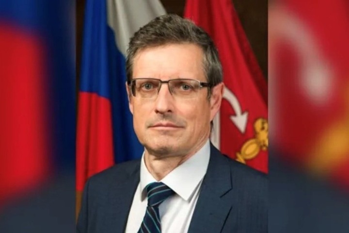 Глава комитета финконтроля Петербурга Сергей Макеев вышел на пенсию