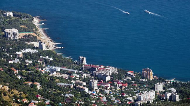 В Крыму отменили ракетную опасность