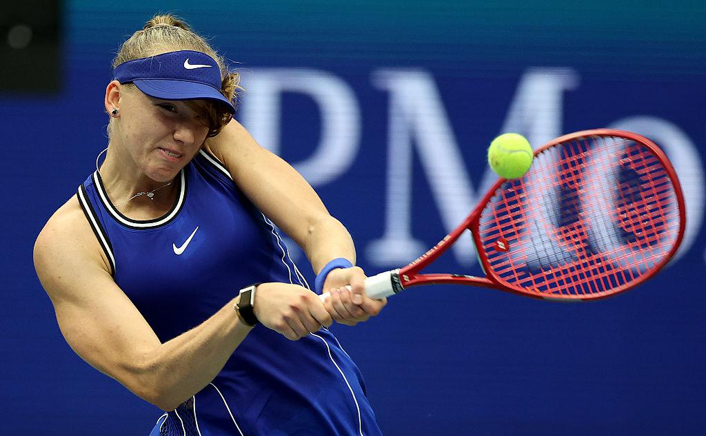 19-летняя россиянка Корнеева проиграла дебютный матч на US Open