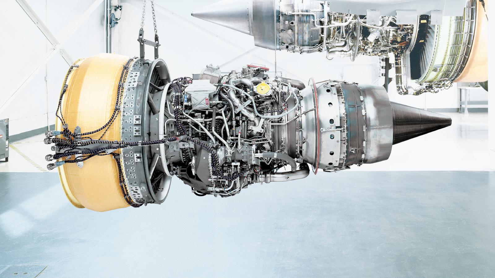 В России научились ремонтировать американские двигатели General Electric CF34 для самолетов Embraer 170