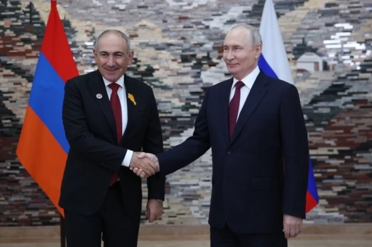 Путин предложил Пашиняну спросить мнение народа о вступлении в ЕС