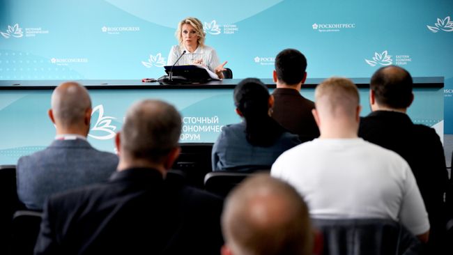 Захарова рассказала, как Запад изменил подход к вмешательству в дела стран