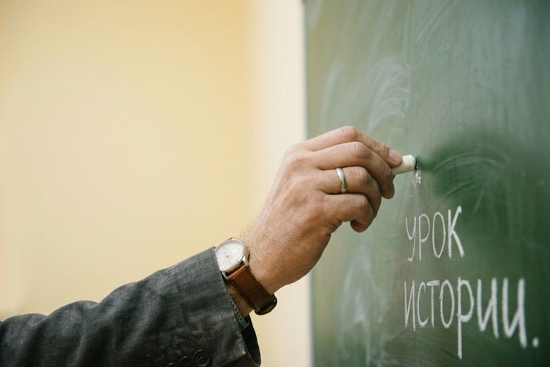 В RT представили серию репортажей о ветеранах СВО, ставших учителями