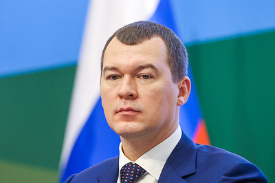 Дегтярев назвал возвращение флага российским лыжникам следующим шагом для FIS