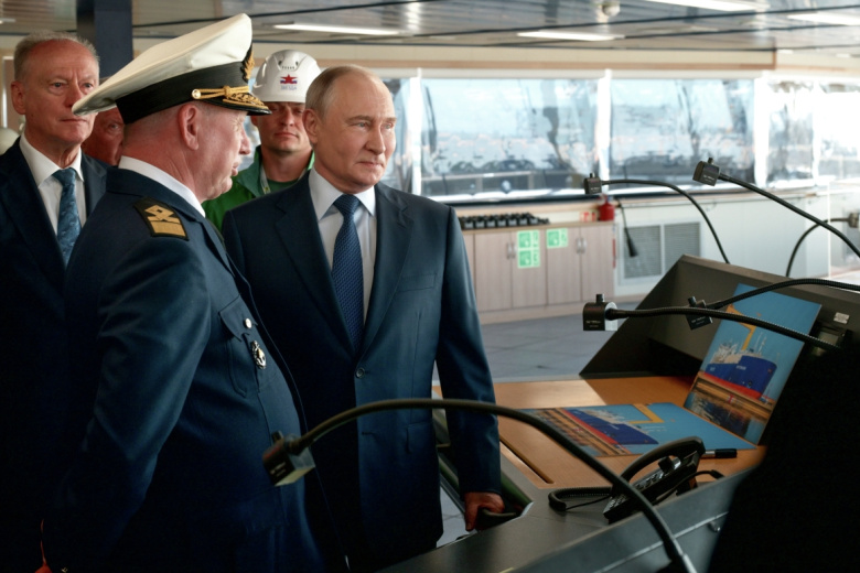 Путин высказался о технологичности танкера-газовоза «Петр Столыпин»