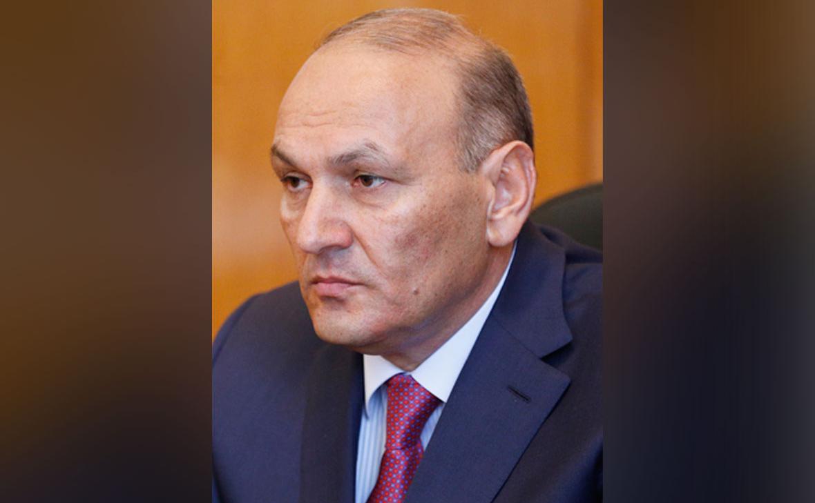 Бывшего главу Минфина Армении Хачатряна арестовали на два месяца