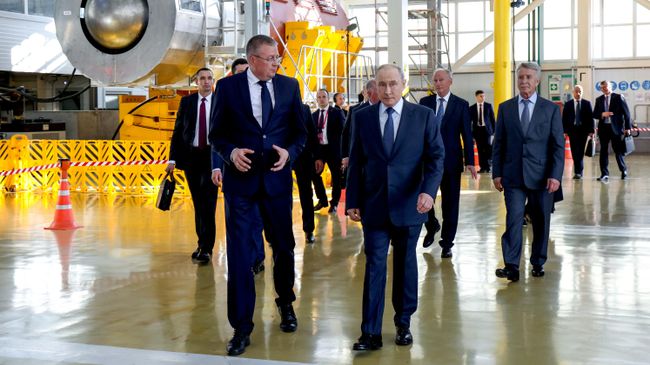 России удалось наладить производство СПГ-танкеров, заявил Путин