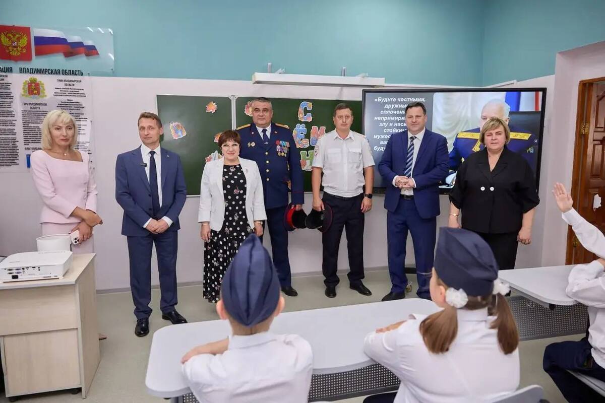 Ольга Хохлова посетила родную школу в Муроме