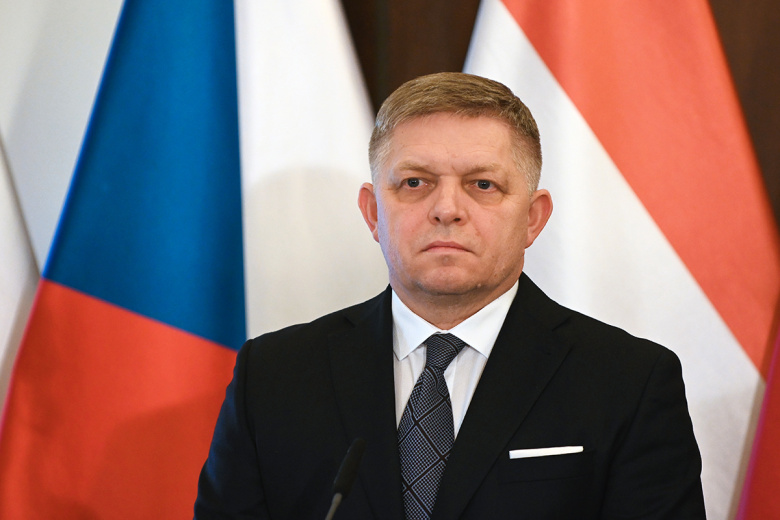 «Уже кричит, что денег нет»: очередная жалоба Украины взбесила Фицо