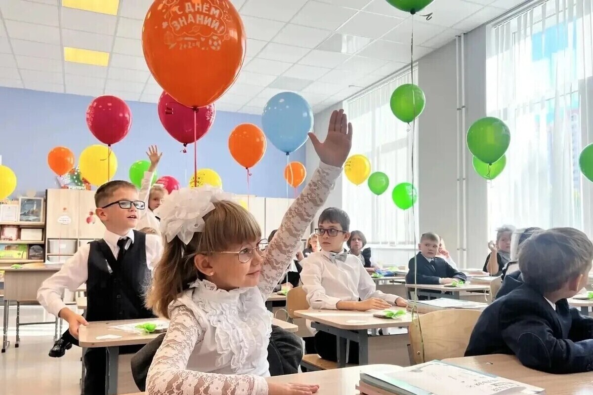 Школьники Серпухова поддержали всероссийскую акцию «Дети вместо цветов»