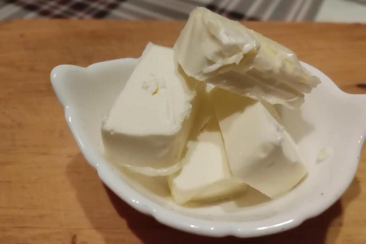 В новгородских больницах пациентов кормили поддельными молочными продуктами