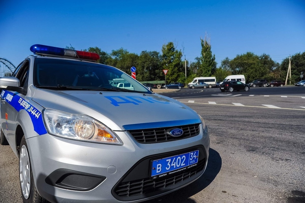 Волгоградские полицейские изъяли у владельца БМВ с аннулированной регистрацией