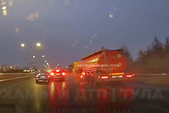 Тройное ДТП с бензовозом из-за brake test могло произойти в Туле