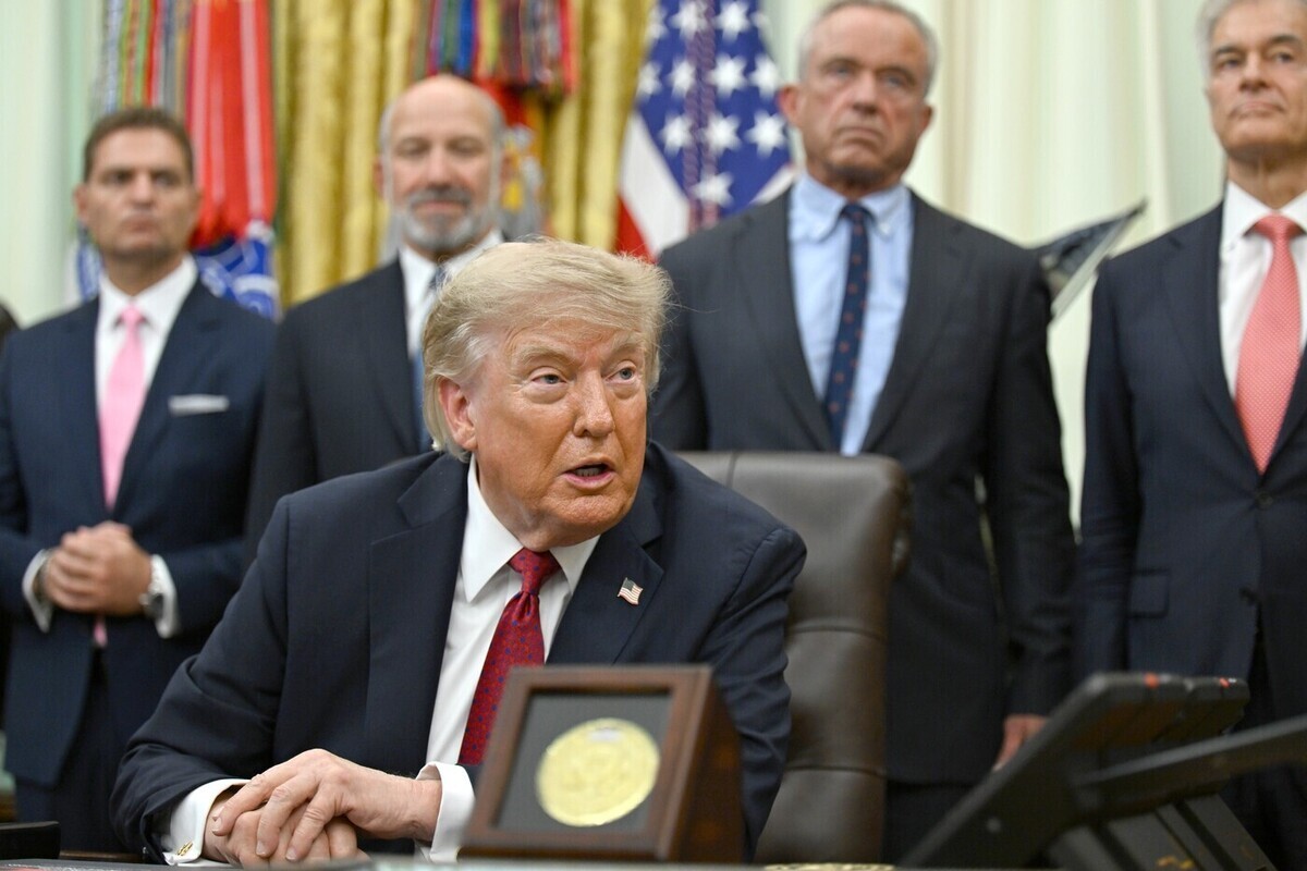 «Канада осмелела»: Трамп пожаловался на торговый дисбаланс с соседями