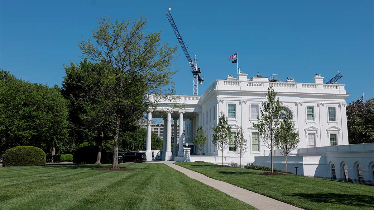 Администрация Трампа планирует потратить $927 млн на капитальный ремонт Белого дома