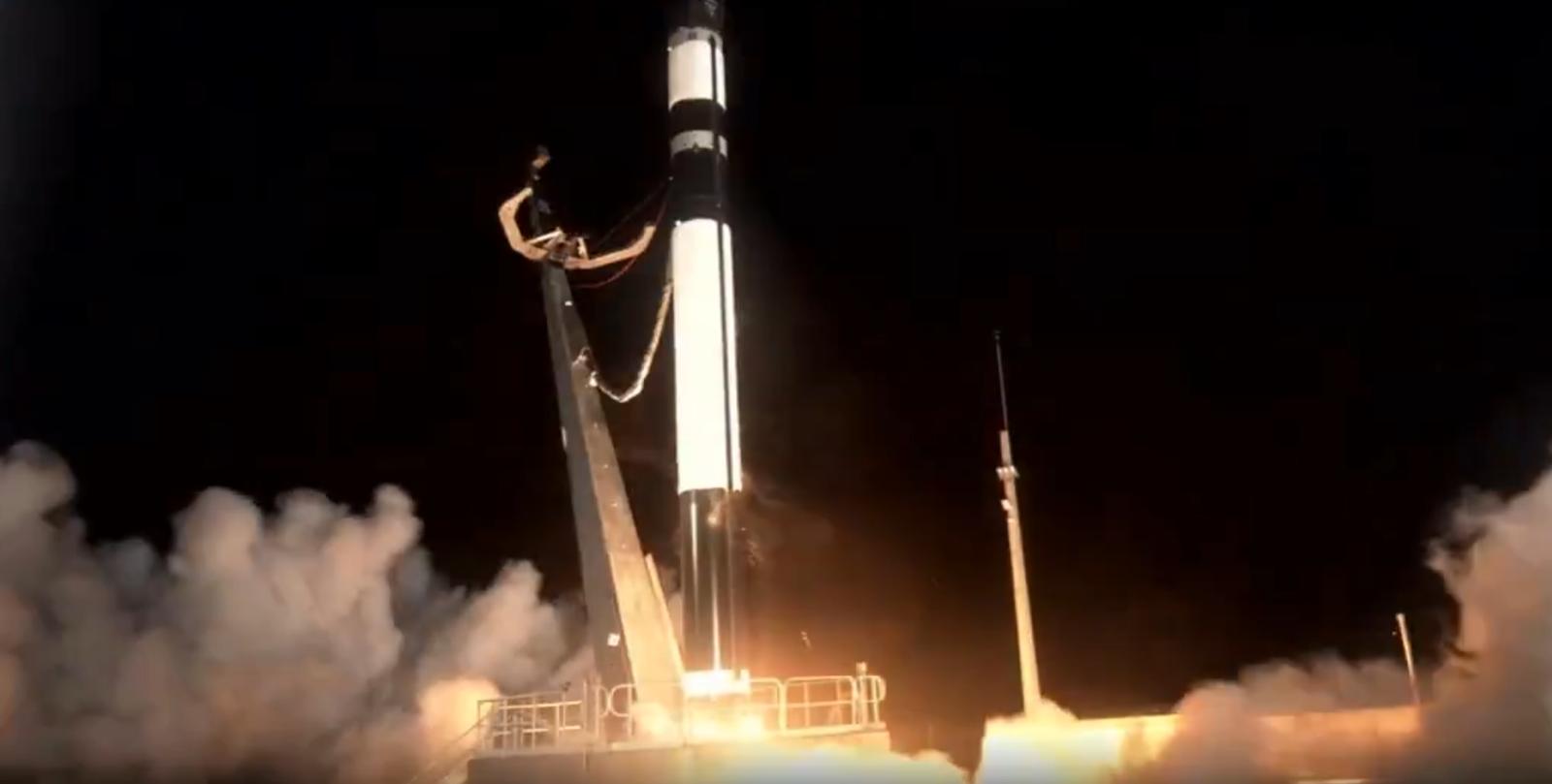 Rocket Lab запустила ракету Electron — на орбиту вывели спутник StriX-9