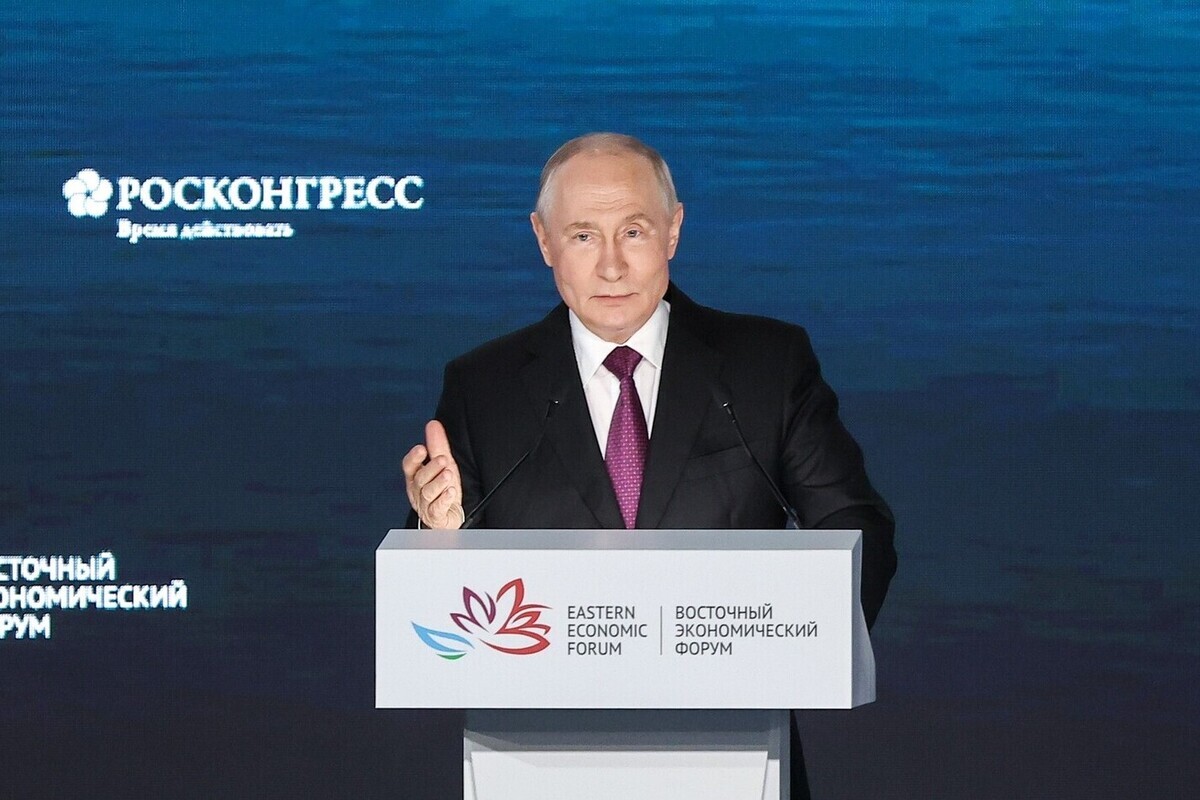 Путин потребовал убирать бюрократические барьеры для бизнеса
