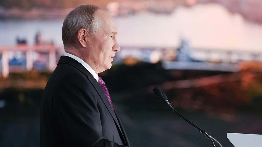 Президент РФ сравнил демографию с искусством и наукой