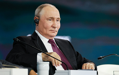 Путин заявил о продолжении контактов с администрацией США