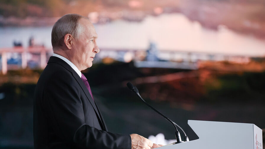 Путин раскритиковал "выдавливание" школьников после девятого класса