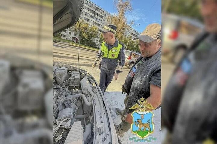 В Пскове на Рижском проспекте в дорожном заторе загорелся автомобиль