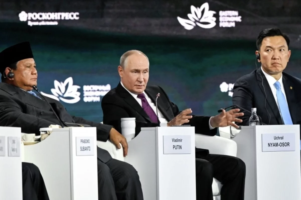 «Один в поле не воин». Гости Путина на ВЭФ выступили против санкций Запада