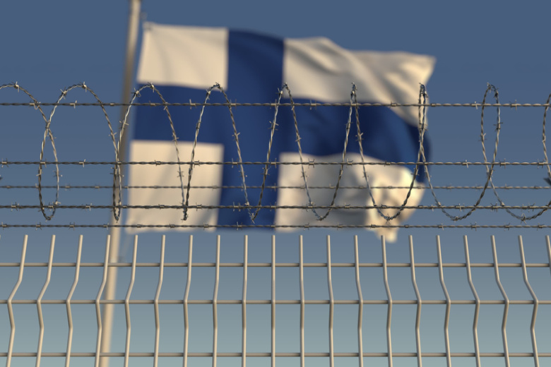 Европейская страна продлила закрытие границы с Россией на два года