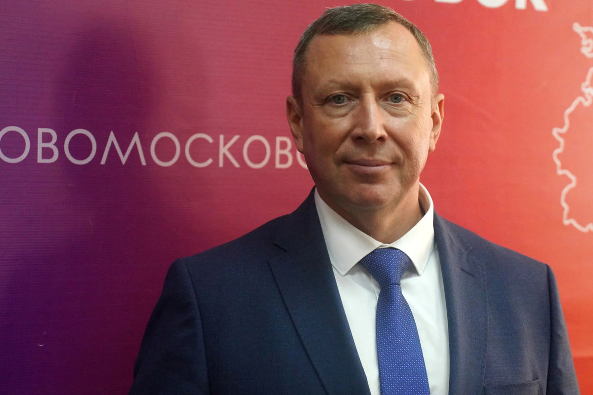 Врио главы администрации Новомосковска планирует перевезти семью в город