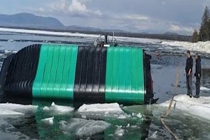 Капитан перевернувшейся лодки получил срок за смерть туристов на Байкале