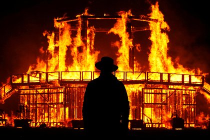 Появились подробности о расправившемся с россиянином на фестивале Burning Man преступнике