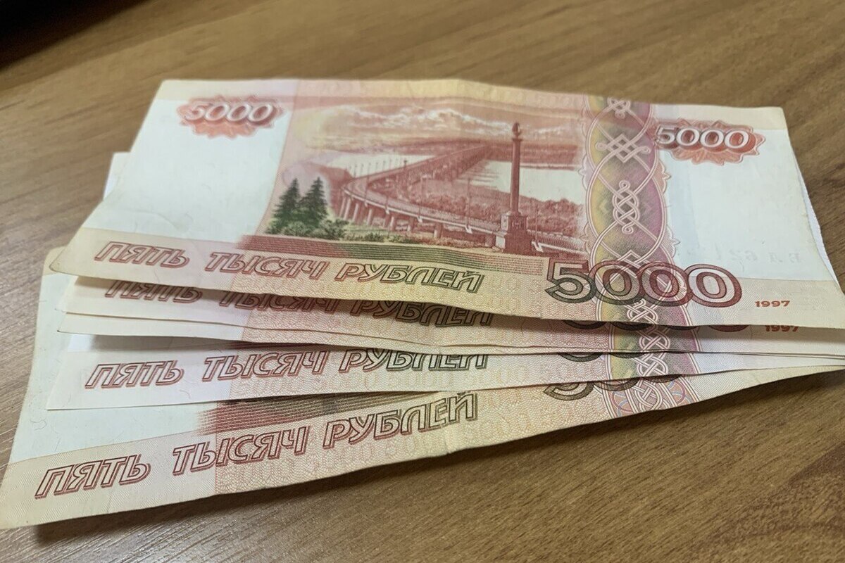Приставы взыскали 7,6 млн рублей с задолжавшей воронежской УК