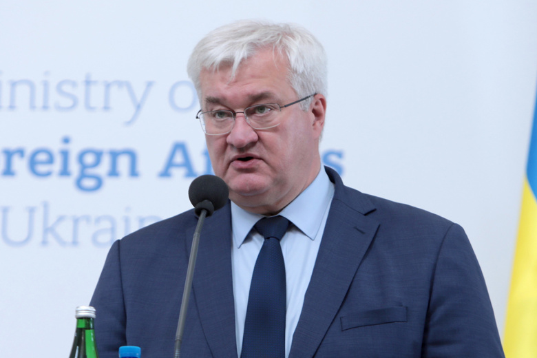 Глава МИД Украины заявил, что полтора года жил в бункере с Зеленским