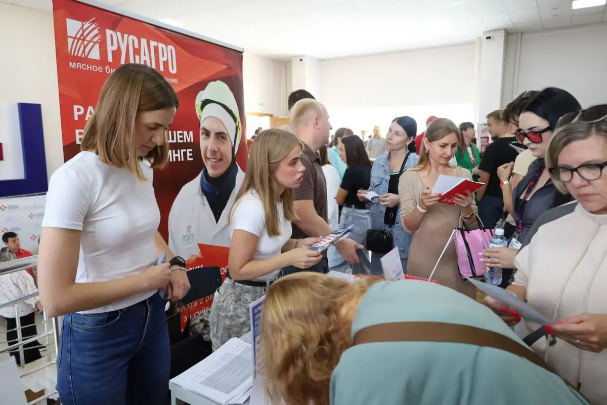 2,5 тыс вакансий предложили сотрудникам сгоревшего склада ВБ в Тамбовской области
