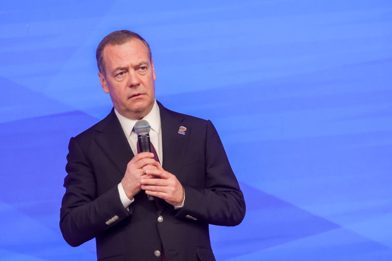 Медведев указал на важную характеристику малого бизнеса в России
