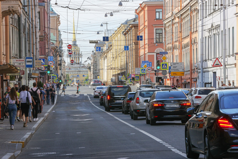 В Петербурге начнут массово фиксировать нелегальные вывески через ИИ-камеры
