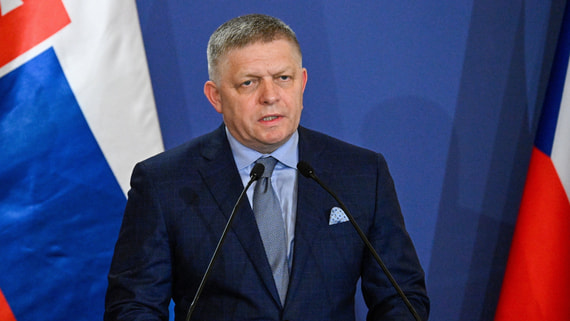 Фицо: Словакия не поддержит отказ от права вето в ЕС