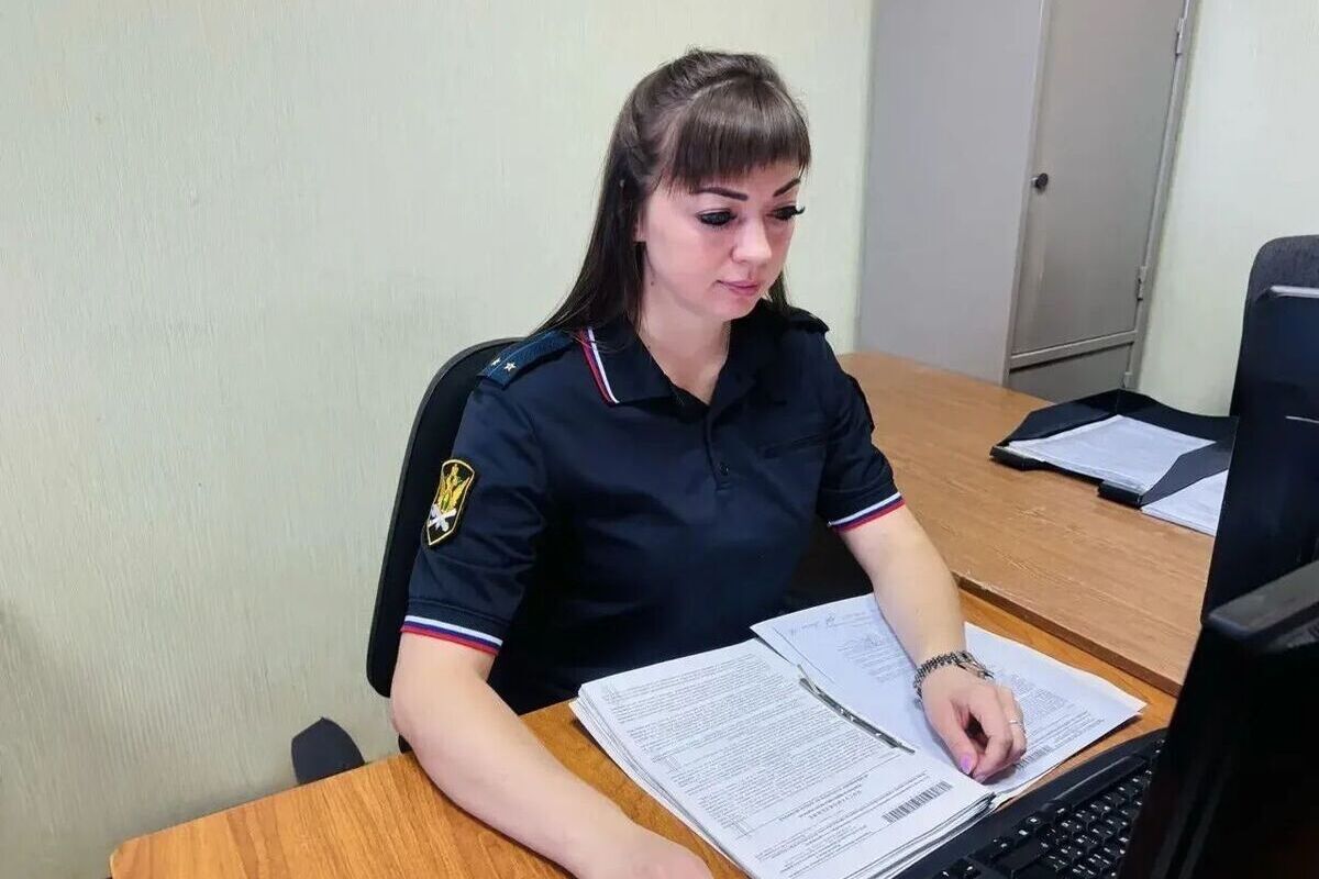 Желание уехать за границу заставило курянина погасить 388 тысяч рублей алиментного долга