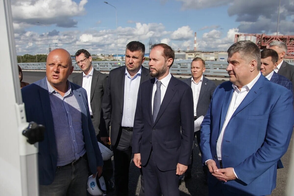 Виталий Королев и Роман Новиков проинспектировали строительство Западного моста в Твери