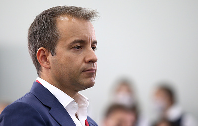 "Ъ": экс-главе Минкомсвязи Никифорову заочно предъявили обвинение