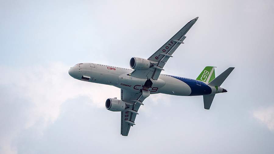 Китайский авиалайнер C919 впервые совершил международный рейс