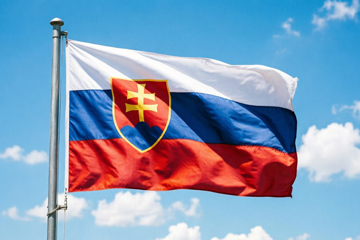 Удар БПЛА по СБУ в Киеве — Словакия вызвала посла РФ для дачи объяснений