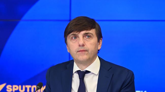 Кравцов объявил о запуске месяца профориентации в школах