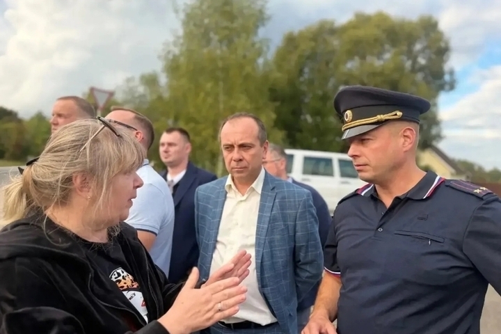 «Не обещать невозможного»: в Карачево решили начать с дорожки